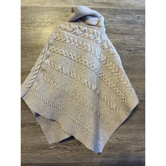 Inis Crafts Sz small Ireland Merino Wool Sweater Poncho Cape Tan Fisherman Beige - Picture 2 of 8